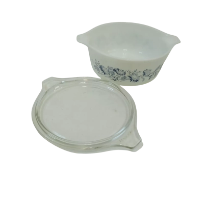 Vintage Pyrex Casserole Dish 750ml 472-B