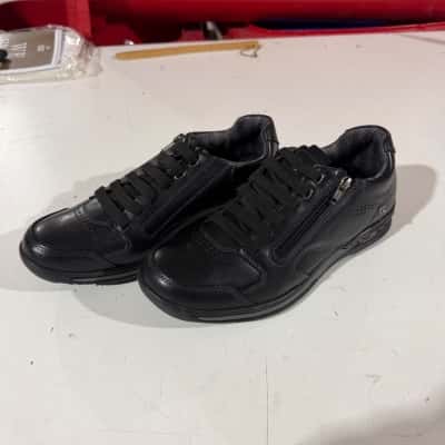 PEGADA LEATHER SHOES SIZE 41  