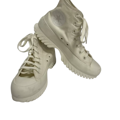 Converse Womens  Size Men’s 6 /  Women’s 8 Sneakers Cream 