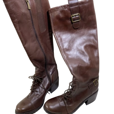 Diana Ferrari Kids  Size 5 Boots 