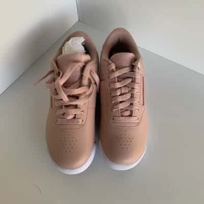 New Pink Reebok Trainers, size 6