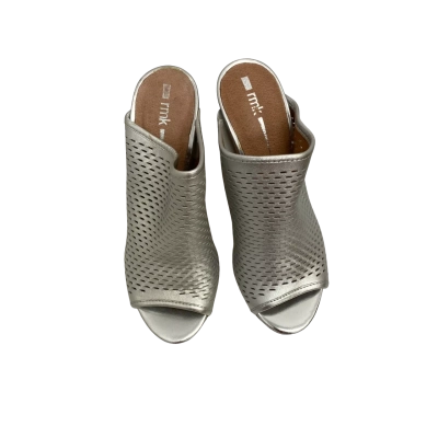 BOSS RMK Pewter Sandals.  Size 36.  New with tags