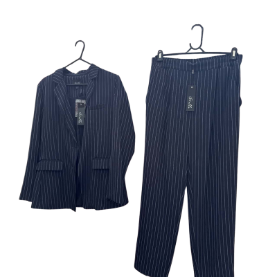 Stella Womens  Size 12 Striped Navy Blue Blazer Set 