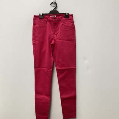 NEW - Country Road Sateen Jean Cranberry Size 8