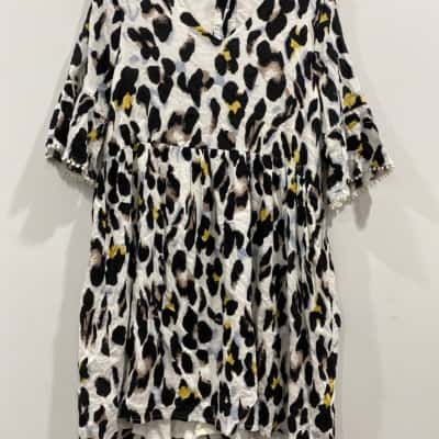 Blue Soul Dress  Size S Beige / Black  / White 