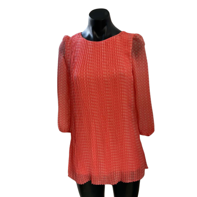Material Girl Womens  Size 9 3/4 Sleeve Top Coral / Pattern 
