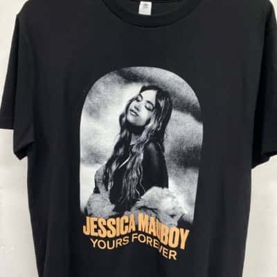 Jessica Mauboy yours forever Womens  Size M T-shirts Black  