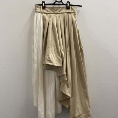 AJE Womens  Size 8 Beige / White midi skirt