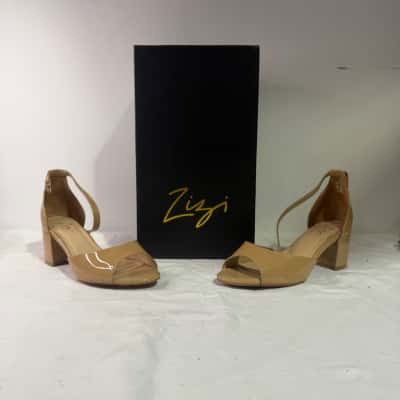 ZIGI Womens  Size 37 Heels Nude 