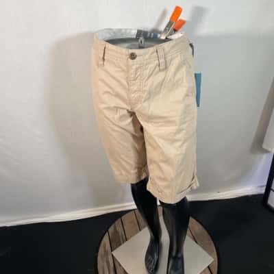 Buy Mens Shorts | Salvos Stores