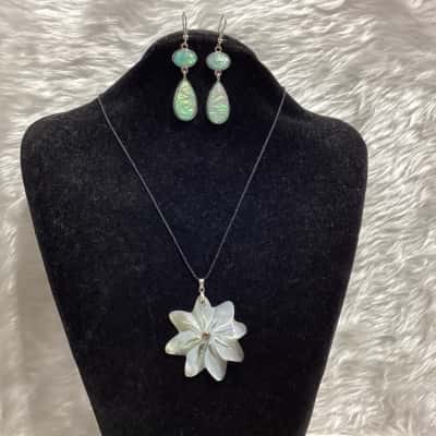  Womens Earrings / Necklace Coral / Other 