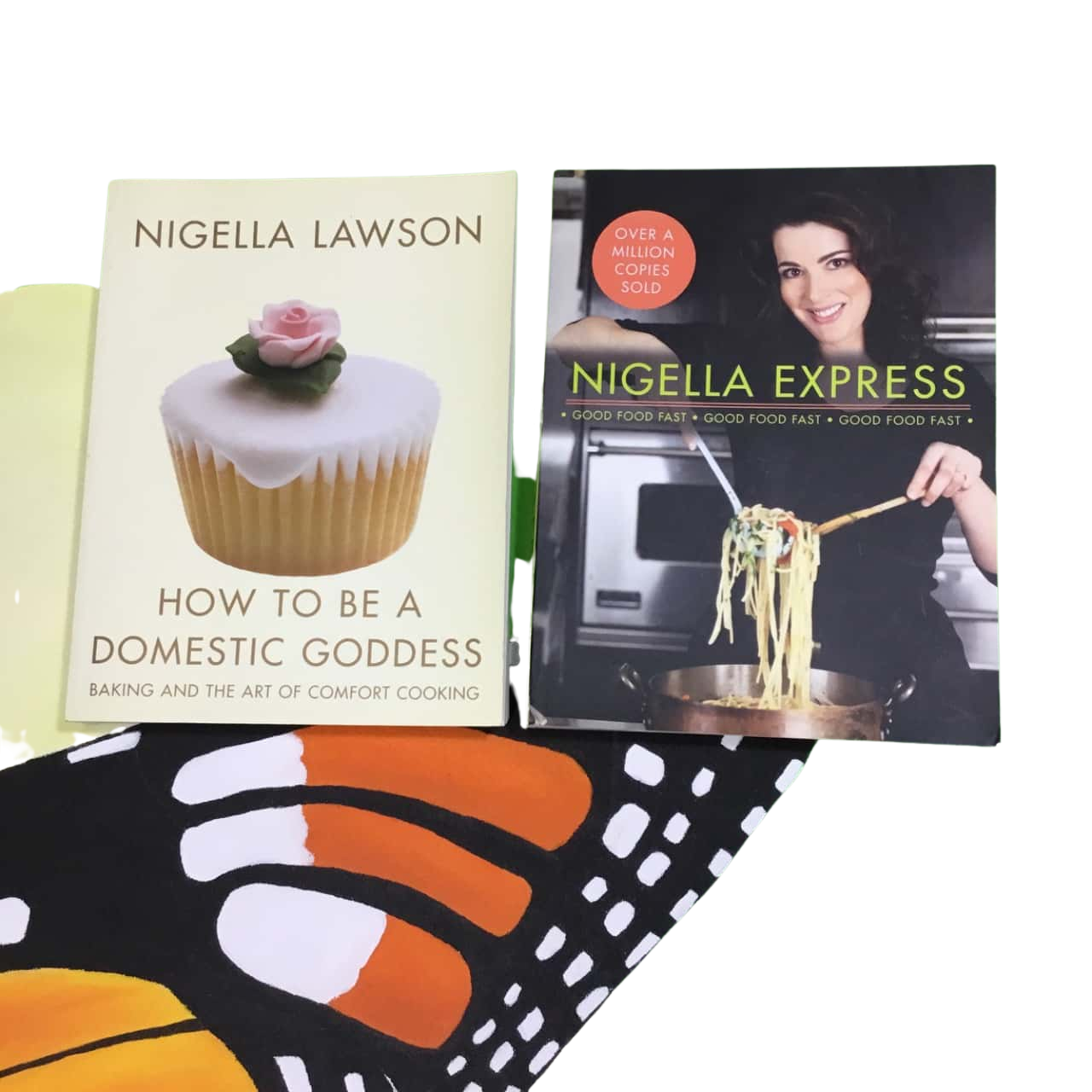 2 Nigella Lawson Cook Books s 