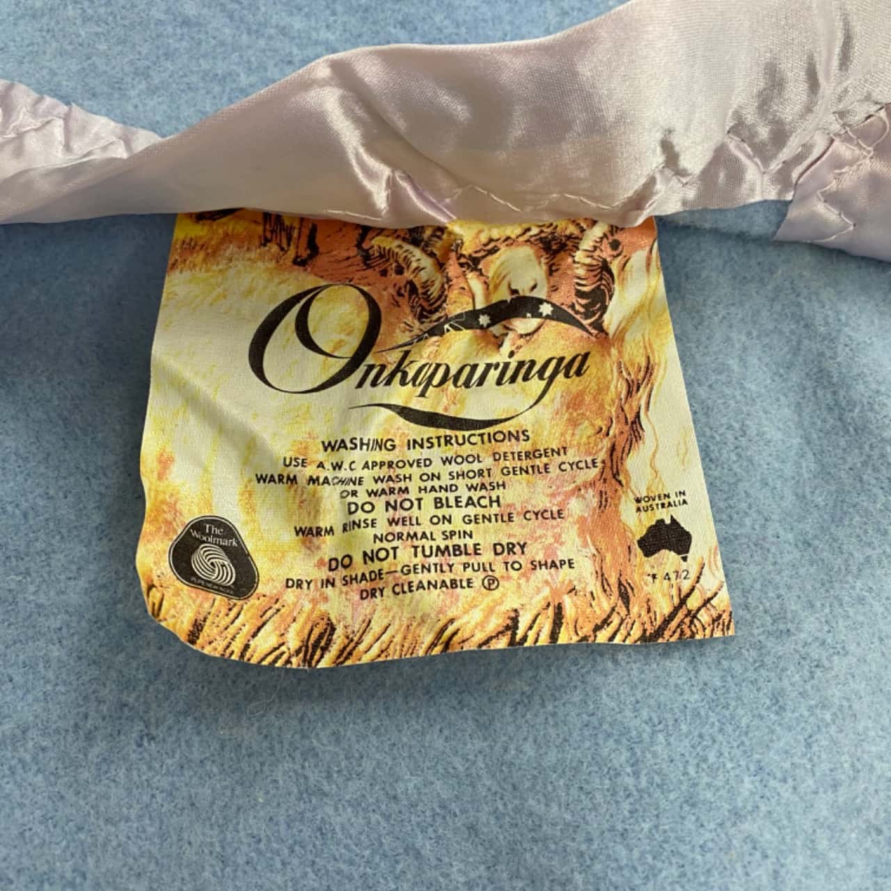 Vintage Onkaparinga Wool Cot Blanket