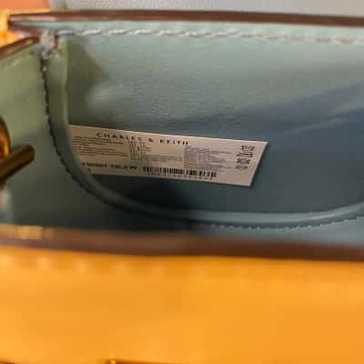 Charles & Keith Womens Mini Horseshoe Key Pouch Blue / Yellow 