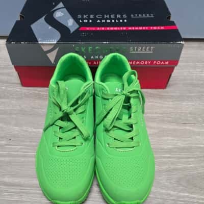 Skechers Womens  Size 8 Sneakers / Trainers Green 