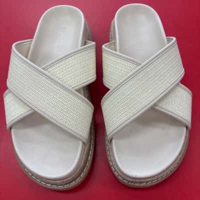 Billini - Women's  Size 8 Slides 
