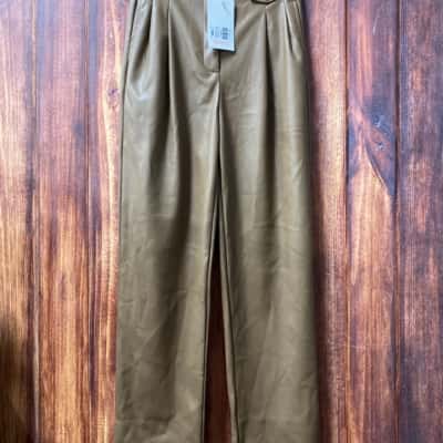 BAYSE Size 8 Brown leather look pants new 