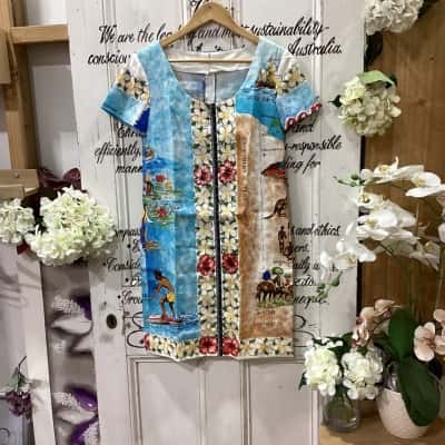 Handcrafted dress! Womens  Size S Shirt Dress Multicoloured / Pattern! STUNNING HANDCRAFTED AUSTRALIAN MAP DRESS!BE THE TALK OF THE GROUP WITH THIS BEAUTIFUL DRESS! FEATURES A ZIP CLOSURE ON THE BACK!