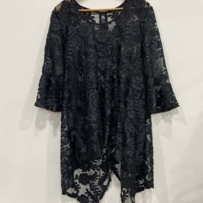 Taking Shape Womens  Size XS 3/4 Sleeve Top Black  
