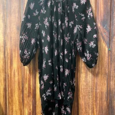 City Chic   Size L Black  / Floral high Lo top new 