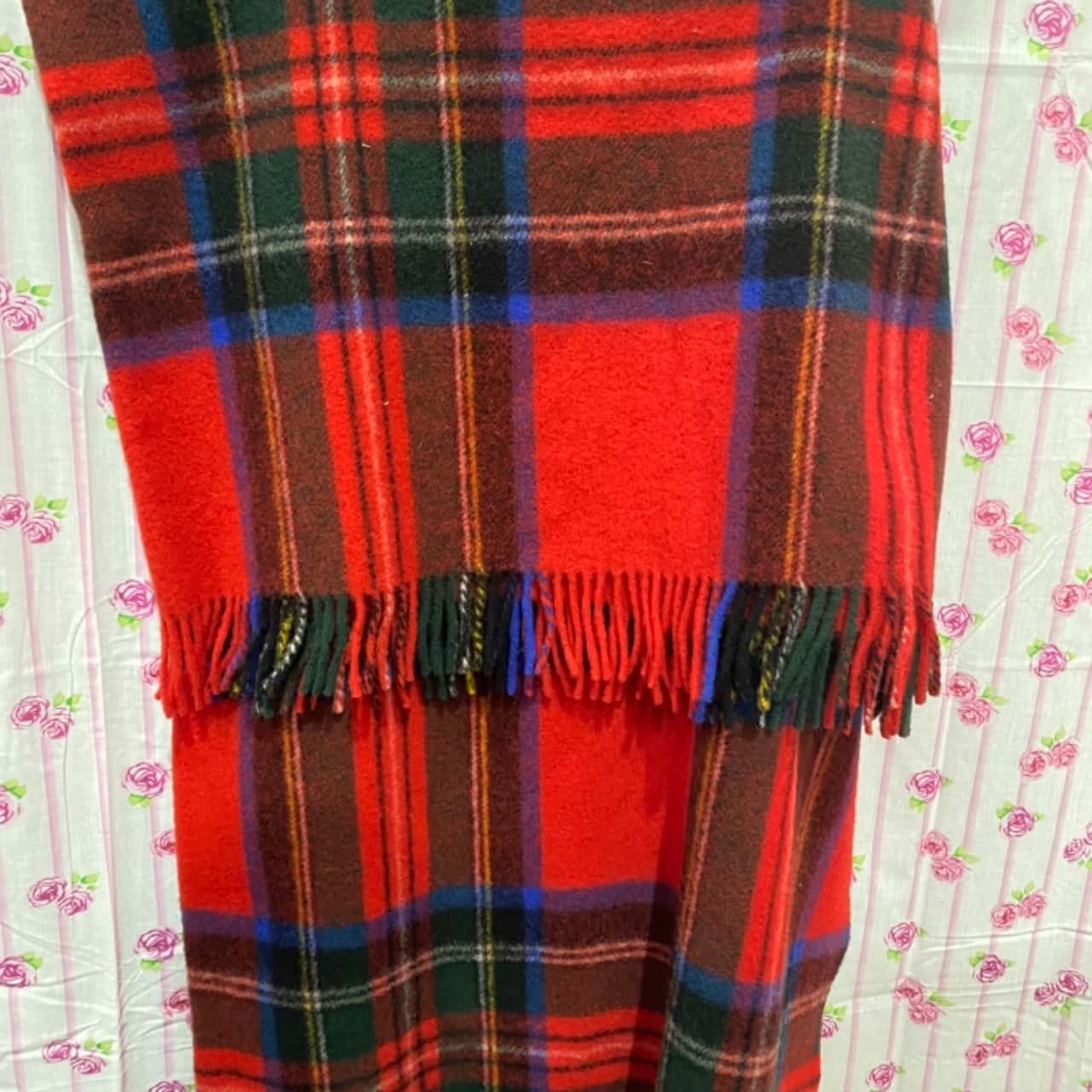 BNWT VINTAGE RETRO WOOL BLANKET PICNIC THROW RUG SINGLE BED RED AND