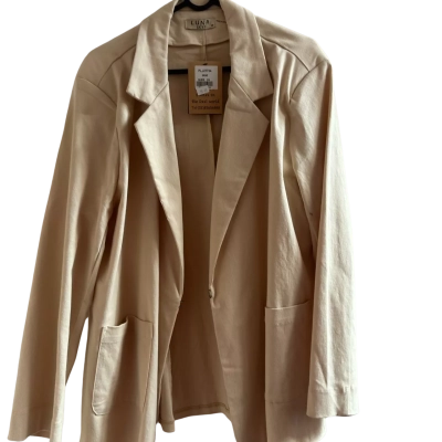  Womens  Size 18 Blazer Beige 