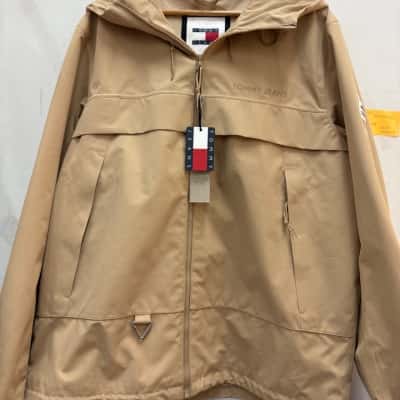 BRAND NEW! Tommy Hilfiger Windbreaker 