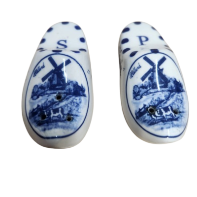 Vintage S & P Shakers Deep Blue Dutch Clog