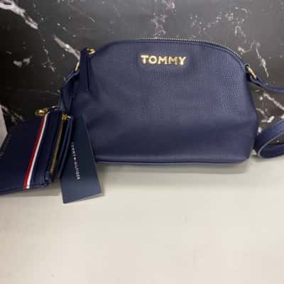 Tommy Hilfiger Navy Blue shoulder bag new 