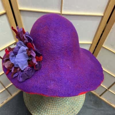 Handmade Women's  Size One Size Hat Floral / Purple / Red 