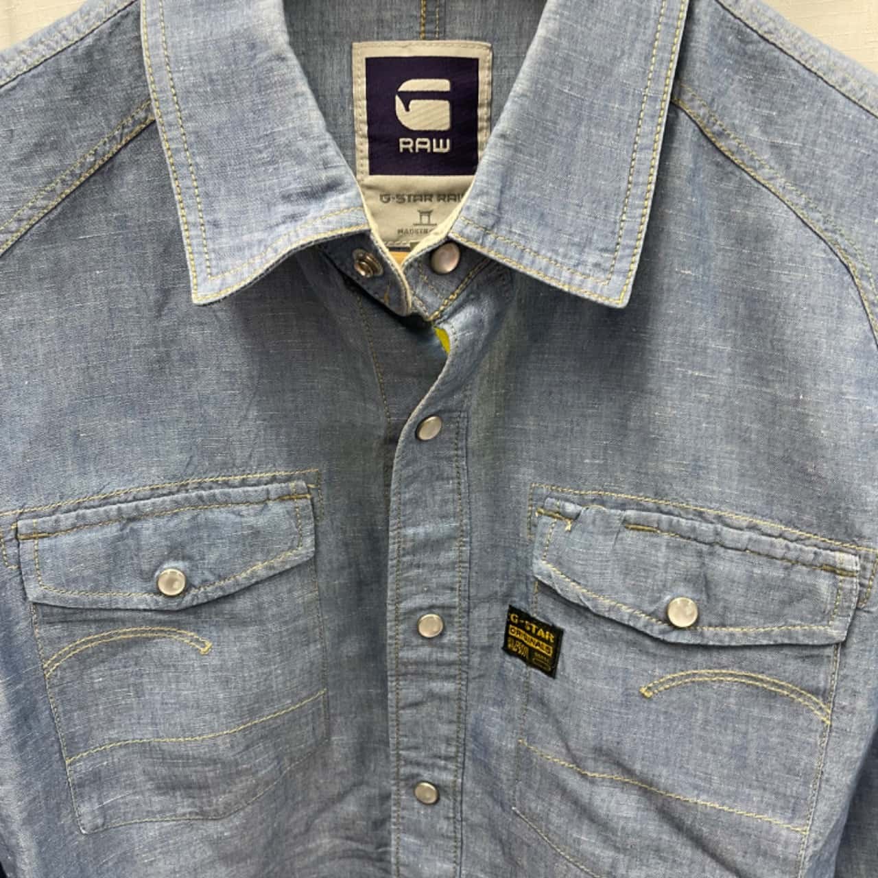 Mens Size L Long Sleeve Blue Denim Shirt(s)
