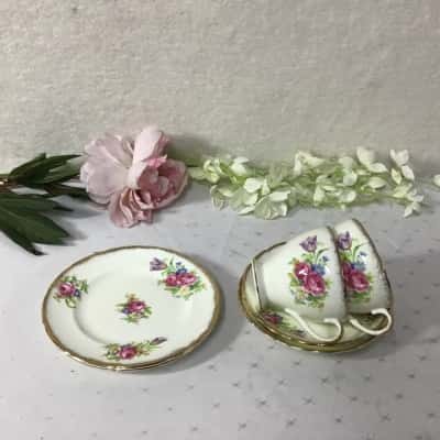 Vintage Foley China "Foley Tulip" English Bone China Cup Saucer & Plate (x 2 sets)
