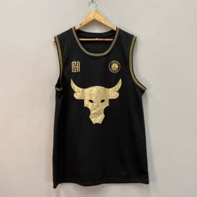 Chicago Basketball-#7 Sunil Mens  Size XL Jersey Black  / Gold 