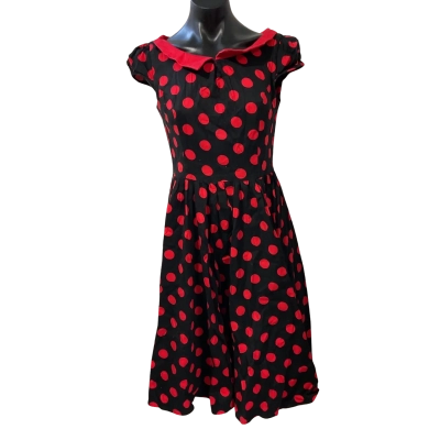 Hearts & roses   Size 12 Casual Dress Black  / Polka Dot / Red 