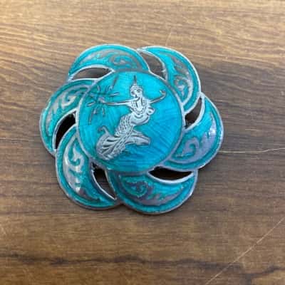 Jade green coloured Siam Sterling brooch