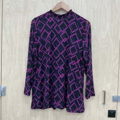 Taking Shape Womens  Size 14 Long Sleeve Top Black  / Pink  