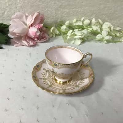 Vintage Tuscan Pink / Gold Floral Pattern Cup & Saucer