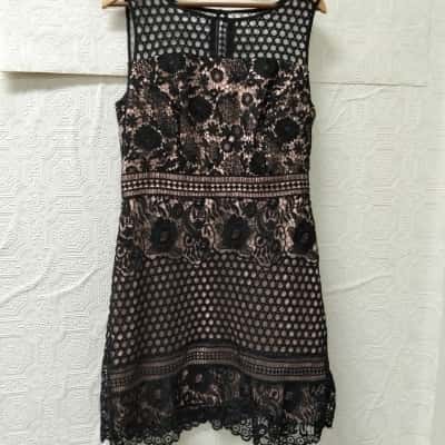Review Womens  Size 14 Sleeveless Dress  Black VGUC