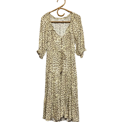 White Closet Womens  Size 6 dress