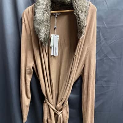 Table Eight Womens Size XL Brown Fur Collar Knit Cardy