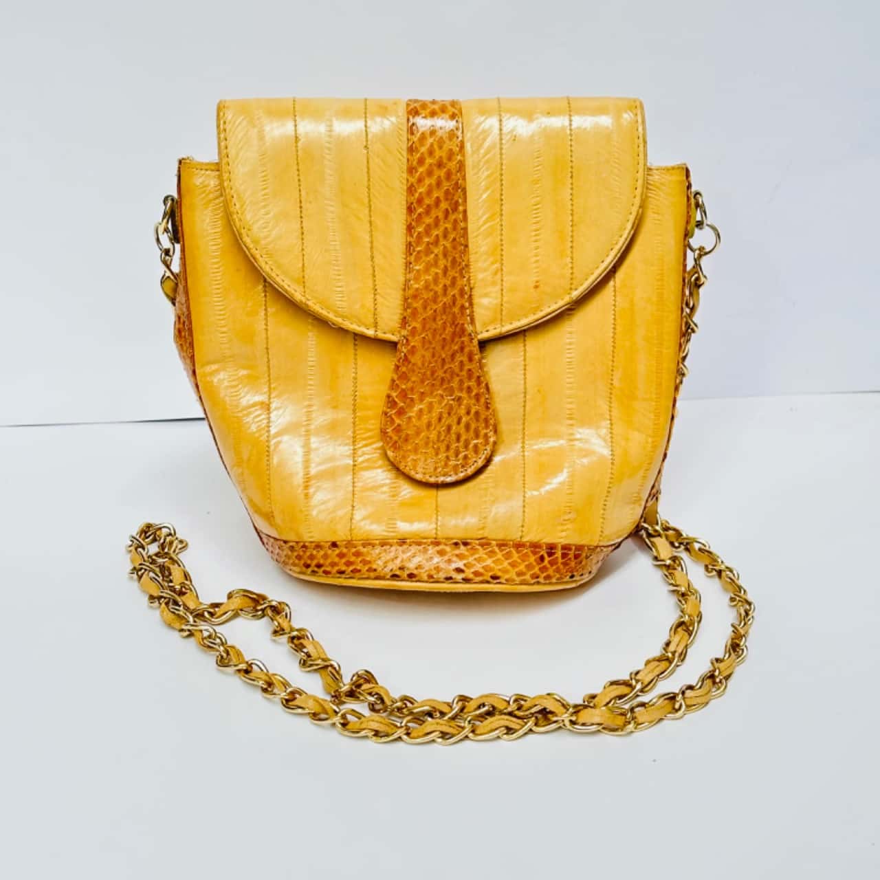 EEL SKIN LEATHER Cross Body Bag Beige (s)