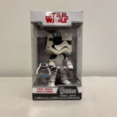 Funko Wobblers Star Wars First Order Executioner