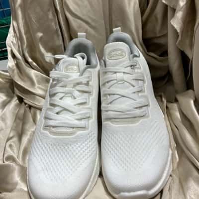 Scholl Womens  Size 42 Sneakers White 