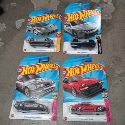 Hot Wheels Assorted x 4