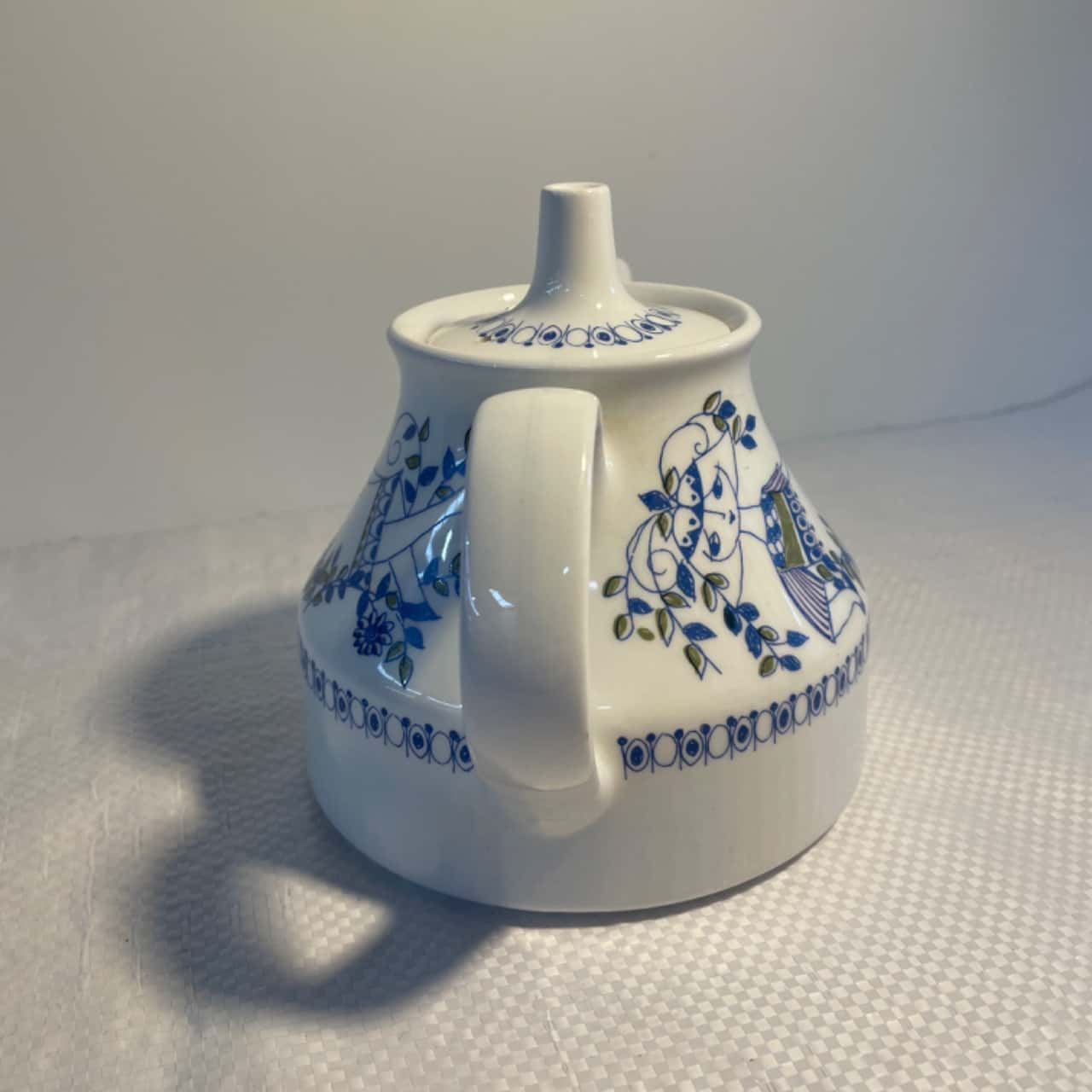 Vintage Figgjo Lotte Teapot. 1960s. Turi design.(s)