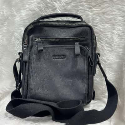 Contacts messenger bag