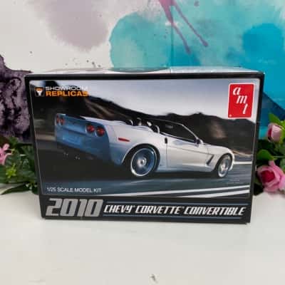 2010 Chevy Corvette convertible model kit New