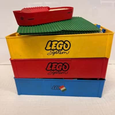 As Donated. Vintage Lego.  Over 3 Kg + Base plates + Boat. 