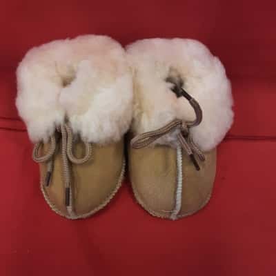  Baby size gorgeous brand new adjustable tie front pure wool Ugg Style moccasins