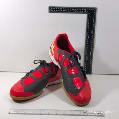 Mens Size 11US Nike Total 90 T90 Indoor Football Boots PreOwned 